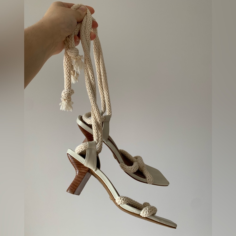 Rope heels